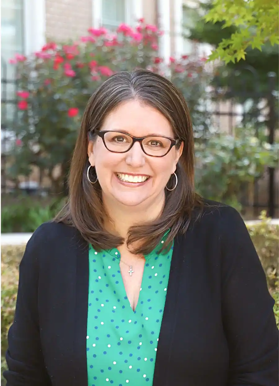 Rev. Leigh Sain